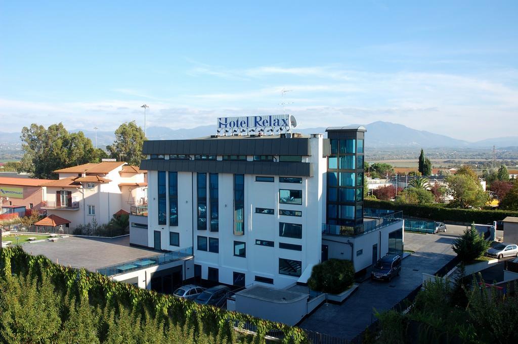 Hotel Relax Roma Nord Fiano Romano Esterno foto