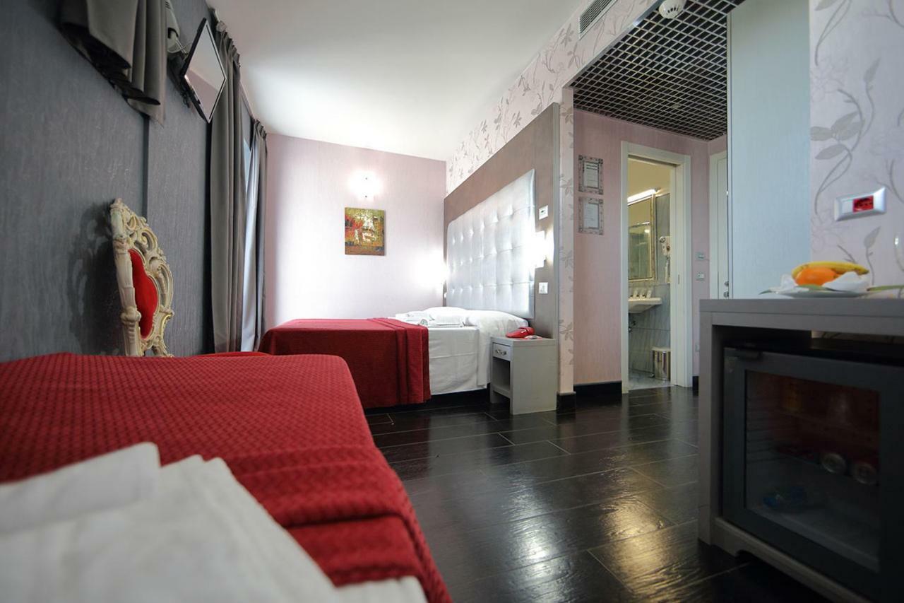 Hotel Relax Roma Nord Fiano Romano Esterno foto
