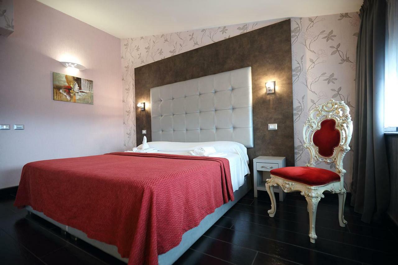 Hotel Relax Roma Nord Fiano Romano Esterno foto